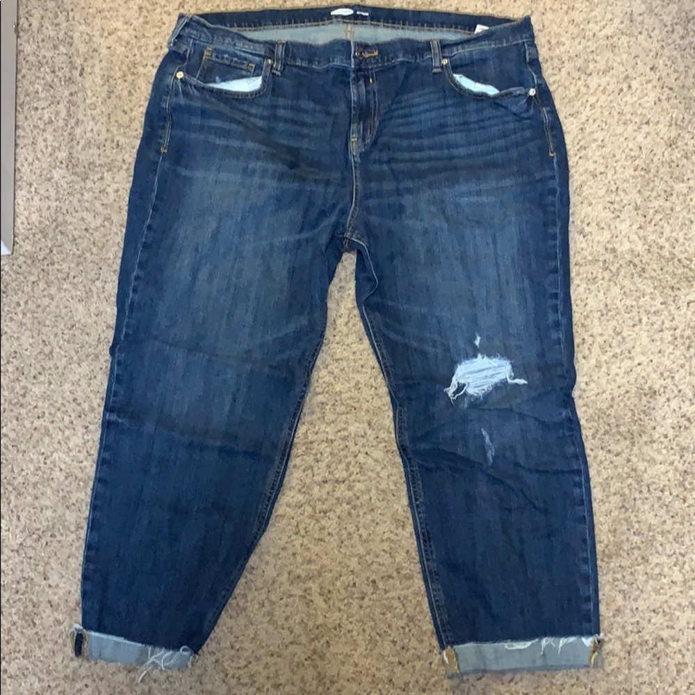 Old Navy boyfriend capris size 18